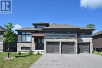 Building Photo - 23 Beatrice Dr