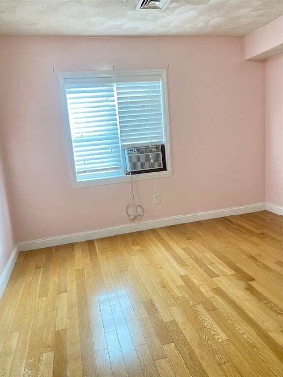 Foto del edificio - 321 Essex St