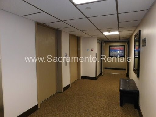 Foto del edificio - Spacious Updated 2bd/2ba Downtown Condo - ...