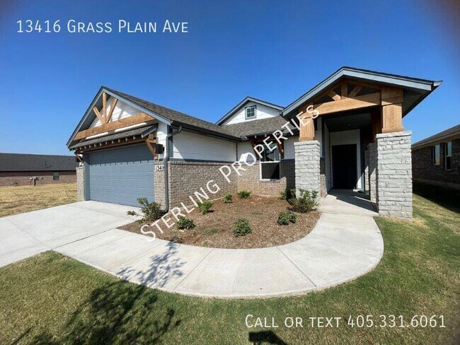 Building Photo - 13416 Grass Pln Ave