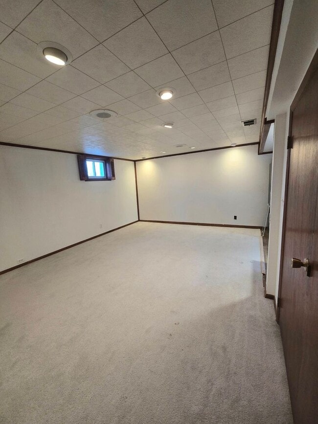 Building Photo - 13390 W 8th Ave