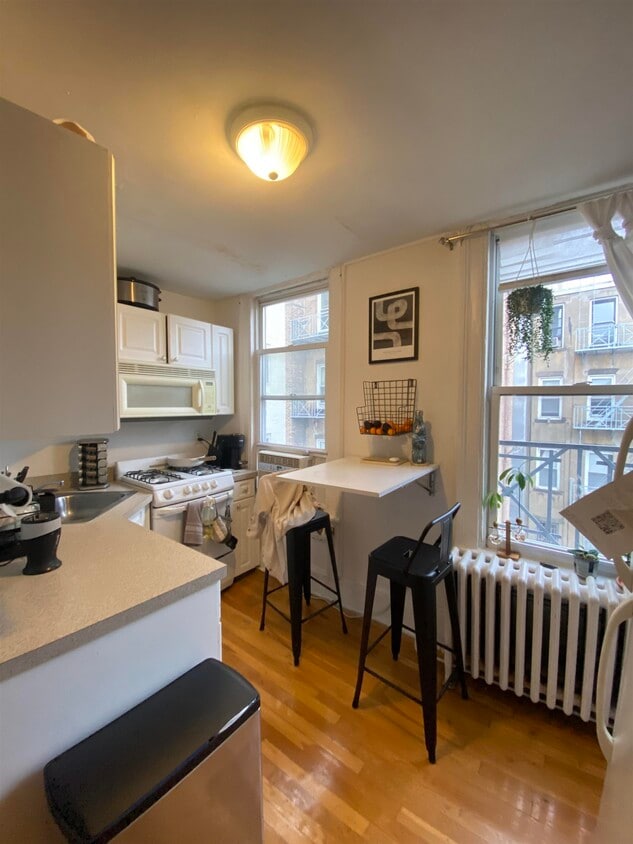 Primary Photo - 409 Bloomfield St