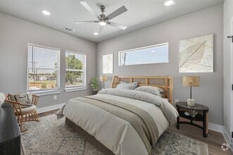 Building Photo - 1539 Sophia Ave