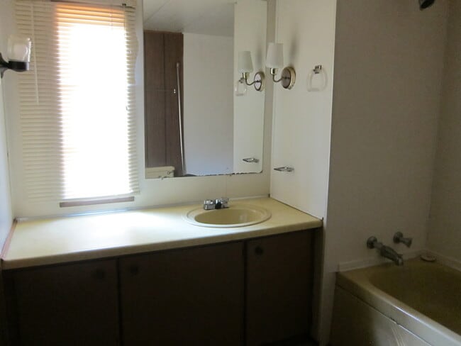 Foto del edificio - 413 Miller St