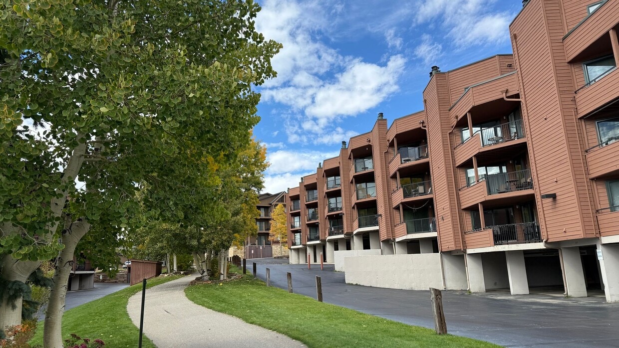 Primary Photo - Marina Place 221