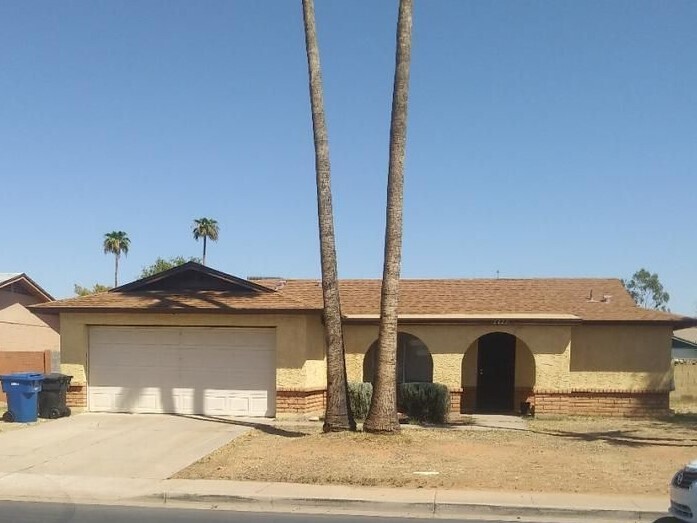 Foto principal - 3Bed/2Bath House in Val Vista/ Southern! $...