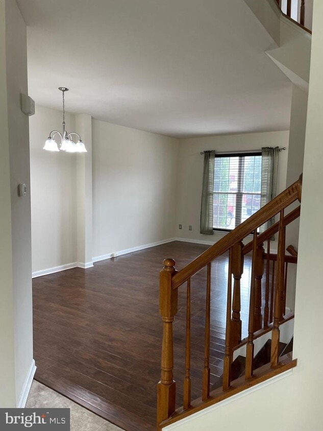 Primary Photo - 17542 Victoria Falls Dr