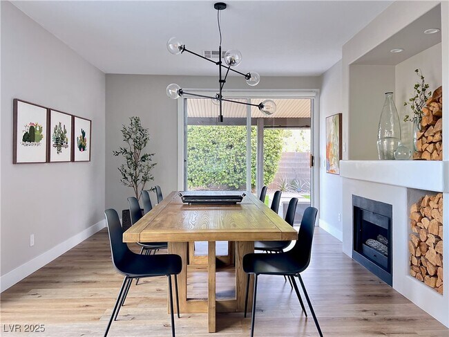 Foto del edificio - 10171 Bentley Oaks Ave