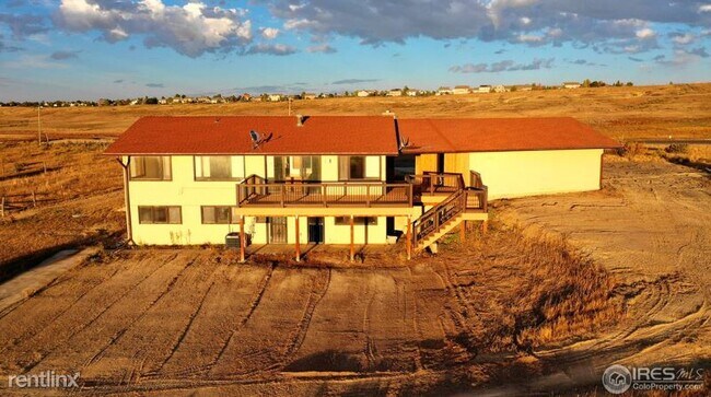 Foto del edificio - 5 br, 4 bath House - 7517 South Shields St...