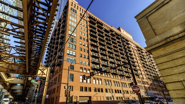 Building Photo - 163 N Canal St