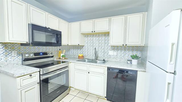 Foto del edificio - 5563 Richardson St