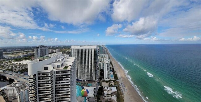 Building Photo - 1830 S Ocean Dr