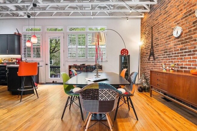 Foto del edificio - 230 Bradberry St SW