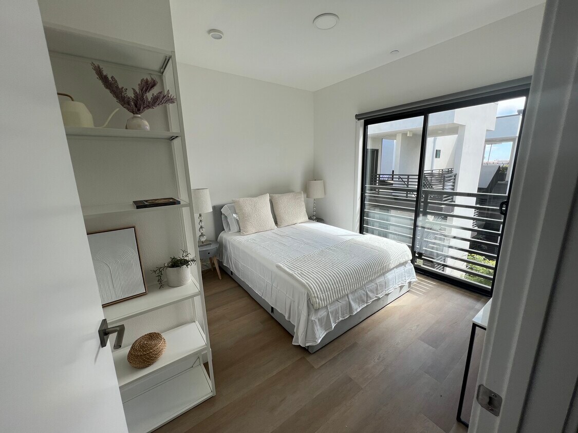 The Kalthom Building Apartments in Ventura, CA Westside Rentals