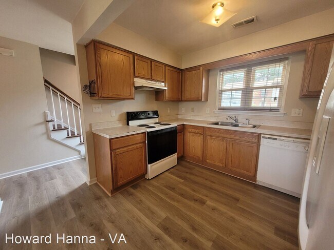 Building Photo - 3 br, 1.5 bath House - 812 Huntly Drive