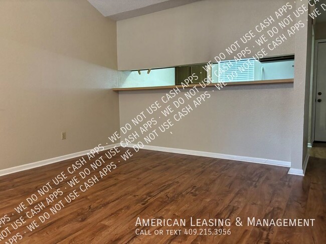 Foto del edificio - Spacious West-end condo available for lease!