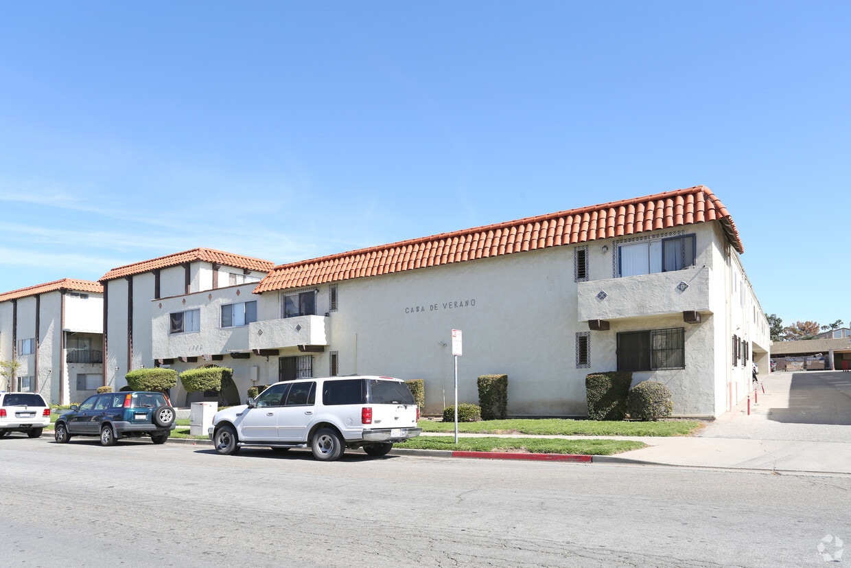 Primary Photo - Casa De Verano