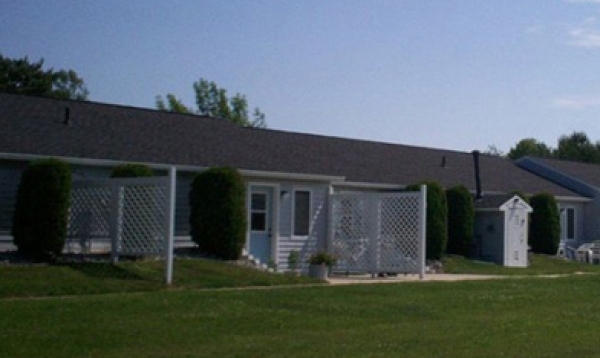 Primary Photo - Country Gardens II Apartments