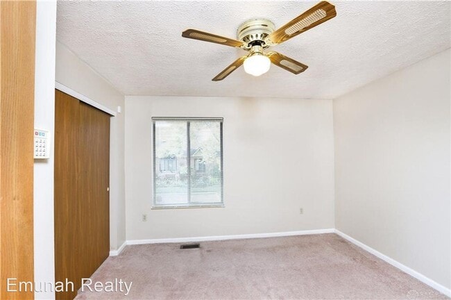 Building Photo - 3 br, 2 bath House - 119 Candle Court