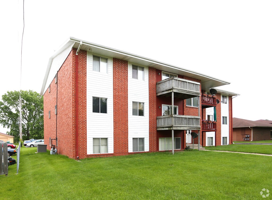 Foto del edificio - 307-309 NE Trilein Dr