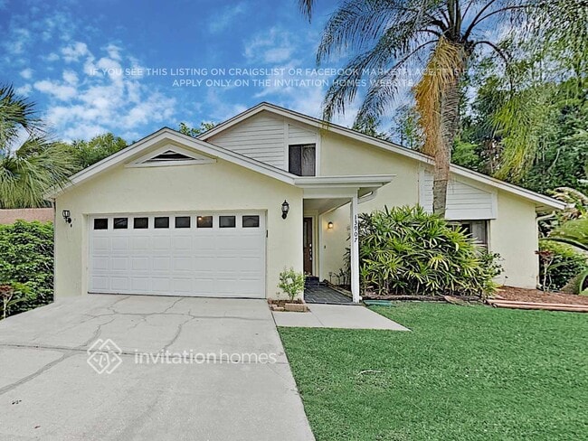 Building Photo - 13907 Hayward Pl