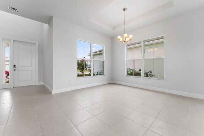 Foto del edificio - 12550 Nautilus Cir