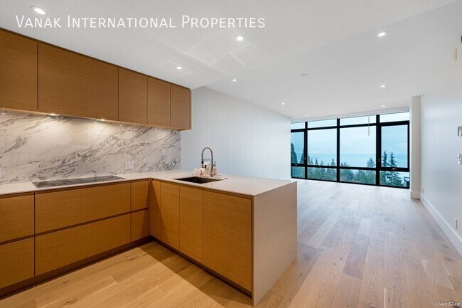 Building Photo - 2BR 2BA Ocean View