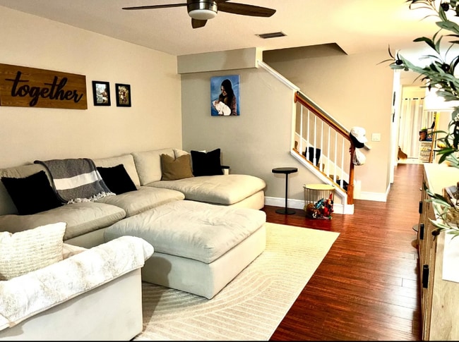 Building Photo - 3866 Island Way