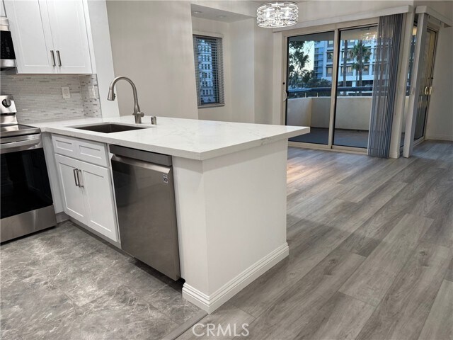 Foto del edificio - 525 E Seaside Way