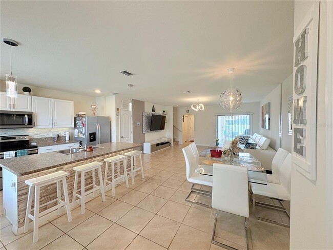 Building Photo - 1818 Red Canyon Dr