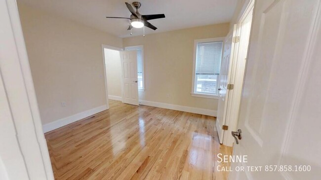 Building Photo - Spacious 4-Bed, 2-Bath Near Porter Square ...