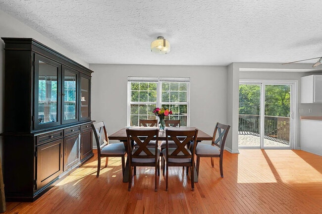 Building Photo - 2700 Dorado Ct
