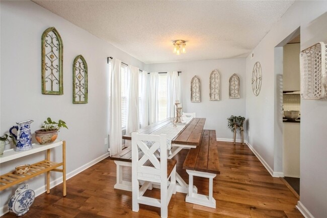 Building Photo - 9430 Cantle Dr