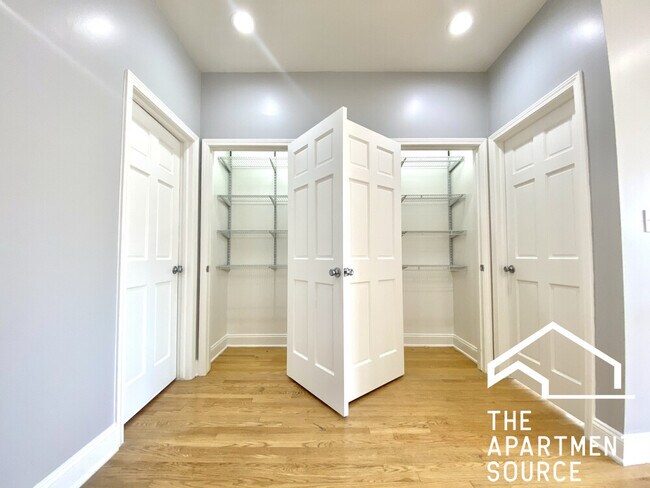 Foto del edificio - 1010 W Sunnyside Ave