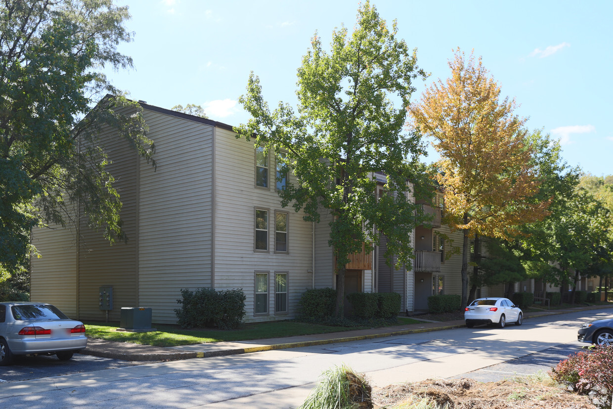 Foto principal - Oak Forest Apartments