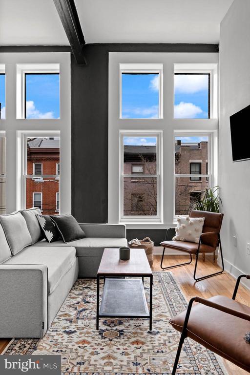 Foto del edificio - 1221 4 St