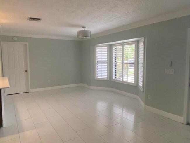 Foto del edificio - 1127 Sea Pines Way, Lantana, FL 33462