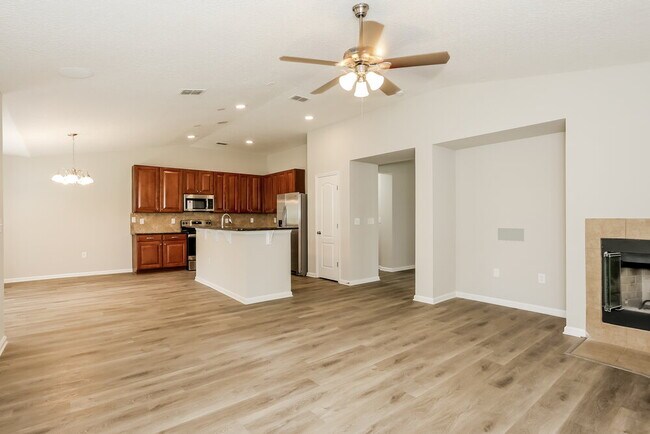 Building Photo - 3858 Marsh Bluff Dr