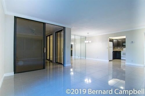 Building Photo - 2742 Carambola Cir S