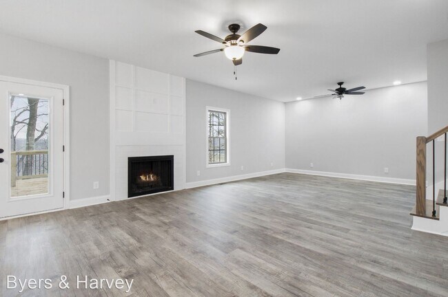 Building Photo - 4 br, 3 bath House - 2125 Powell Road
