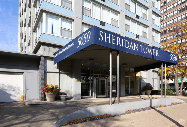 Foto del diseño de interior - Sheridan Tower - 5650 N Sheridan Rd