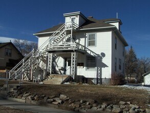 Building Photo - 1825 12th Ave