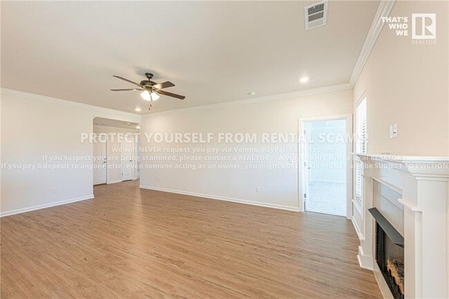 Building Photo - 729 Quartzite Ave