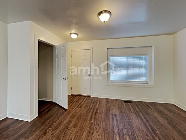 Foto del edificio - 11755 Altamont St