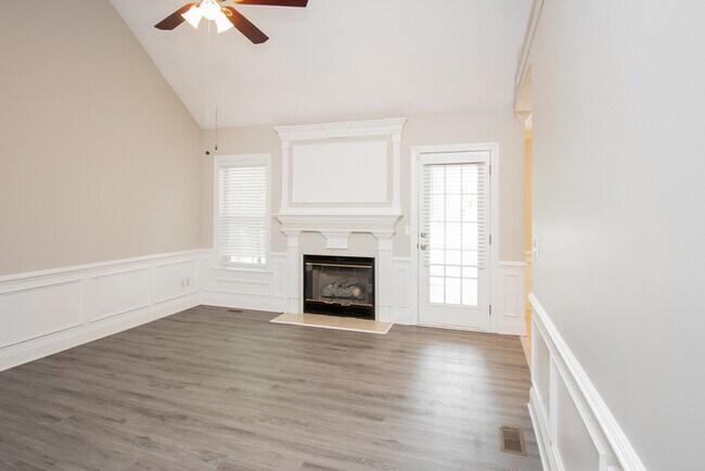 Foto del edificio - 220 Turtle Creek Dr