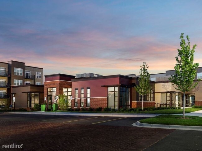 Foto del edificio - 1135 N Arlington Heights Rd