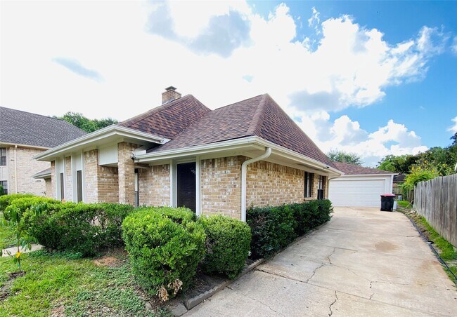Foto del edificio - 14815 Earlswood Dr