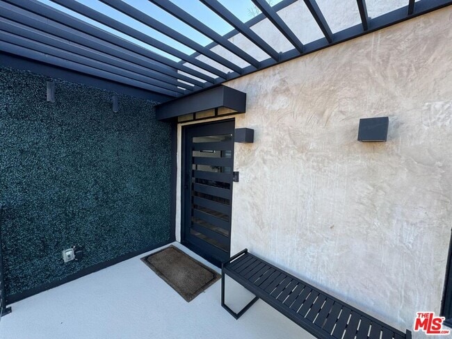 Building Photo - 7302 Mooney Dr