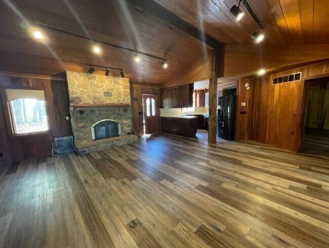 Foto del edificio - Must See House on Harrison Hills Golf Course!!