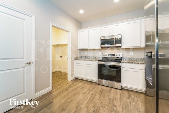 Foto del edificio - 251 N Sunrise